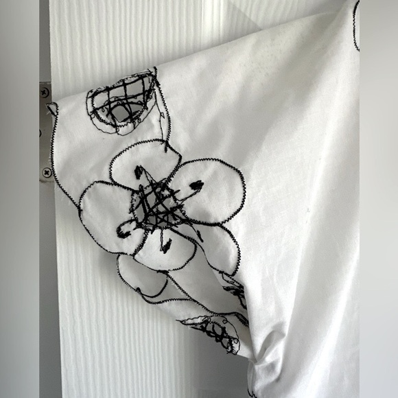 Vintage Embroidered Boho Butterfly Top - Picture 5 of 6